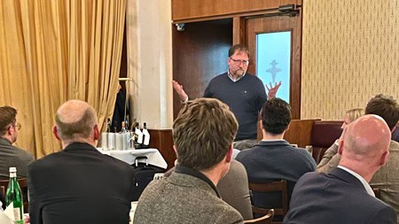 Das 2. PROXORA Dinner & Dialog fand 2024 mit spannendem Impulsvortrag im Restaurant Hackescher Hof.
