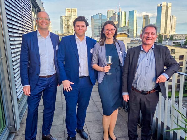 Beim PROXORA Out of Office Event in Frankfurt freute sich unser Team über eine Compliance-Veranstaltung mit viel positivem Feedback.