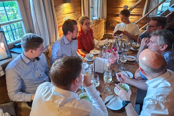 PROXORA Jubiläumsdinner 2026 mit Team und Wegbegleitern