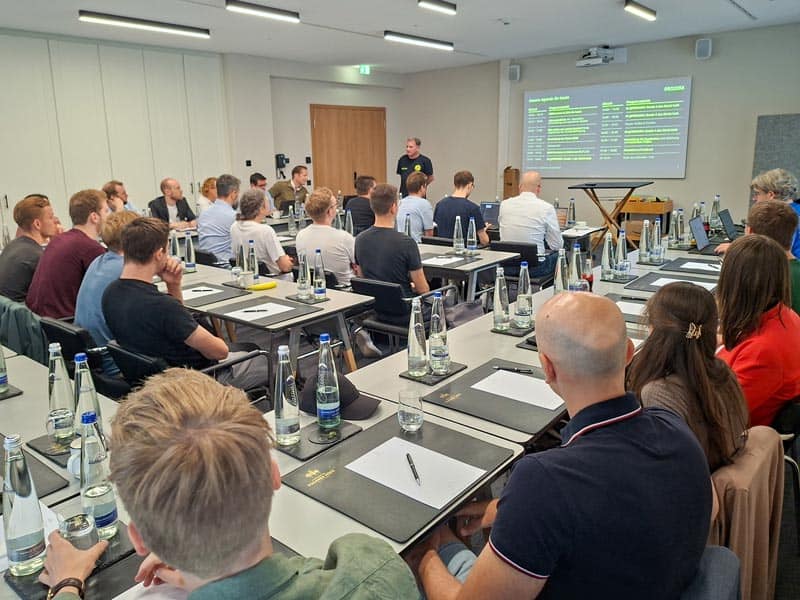 Das PROXORA Team beim Strategietag 2026 am Tegernsee mit Fokus auf Innovation und Zusammenarbeit.